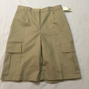 NWT DENNIS WOMENS CARGO SHORTS SIZE 6